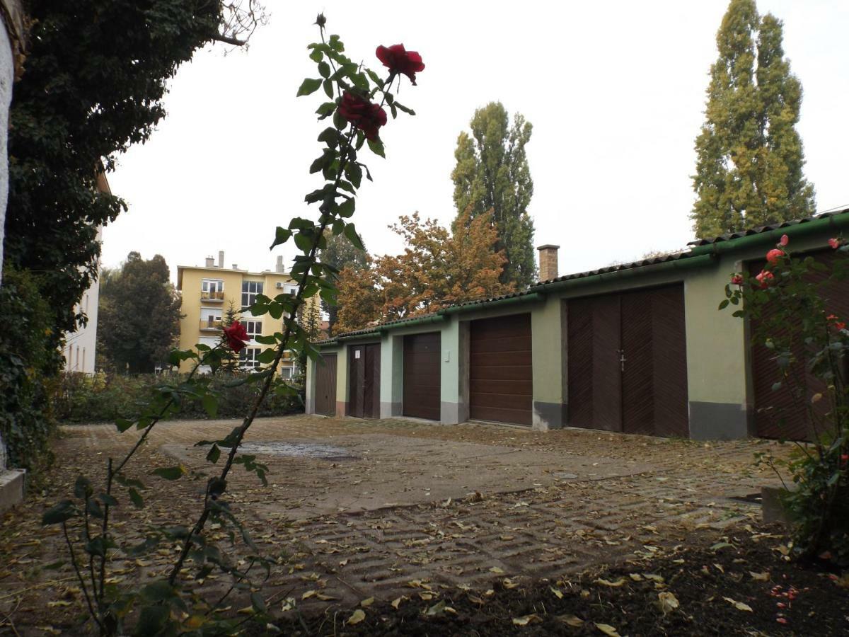 Vitalis Apartman Έγκερ Εξωτερικό φωτογραφία